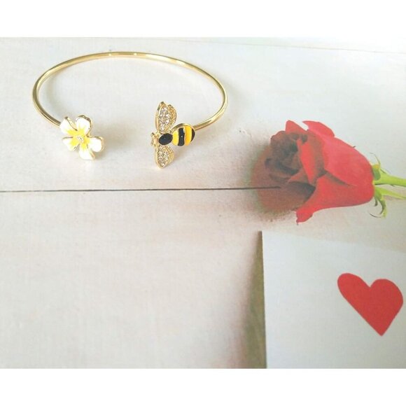 Yellow Flower Honey Bee Charm Bangle Bracelet Women Jewelry Gold Copper - Picture 2 of 6